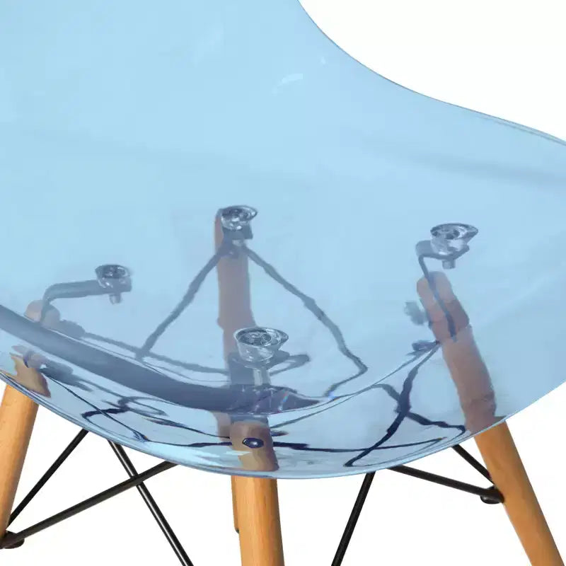 Ensemble de salle à manger 3 pièces Dover de LeisureMod – Table de bistrot ronde en verre transparent de 31 po avec 2 chaises en acrylique avec pieds en bois, cuisine et salle à manger modernes