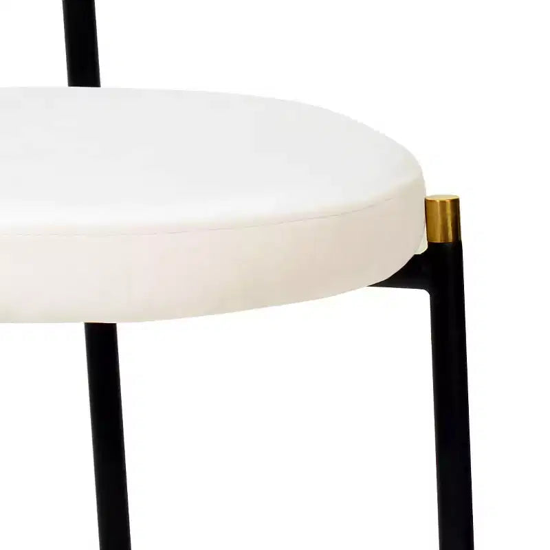 Ensemble de salle à manger LeisureMod 5 pièces - Table à manger ronde 36 po avec dessus en MDF noir et base dorée, 4 chaises de salle à manger en velours avec pieds en acier noir