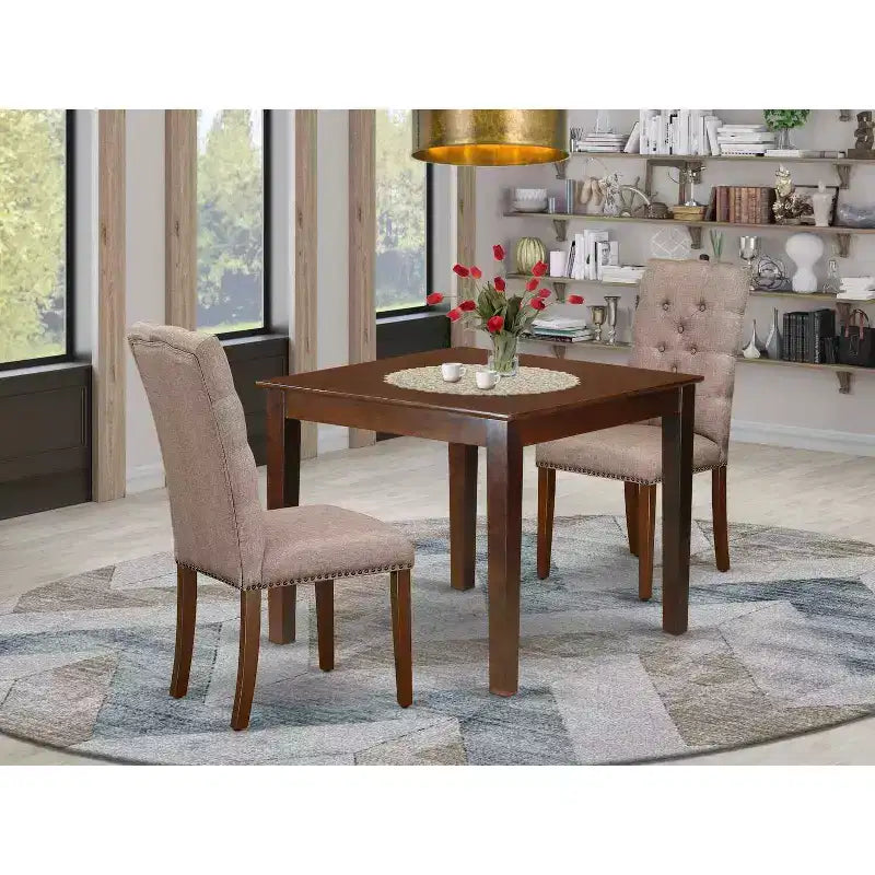 Ensemble table de salle à manger 3 pièces en acajou HomeStock avec plateau rectangulaire en bois massif