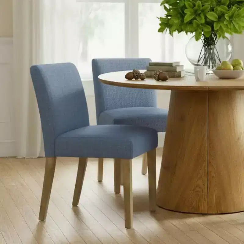 Ensemble table à manger extensible 120-210 cm pour 4 personnes, table finition bois naturel et 4 chaises sans accoudoirs rembourrées avec pieds en bois massif-Panipeachy