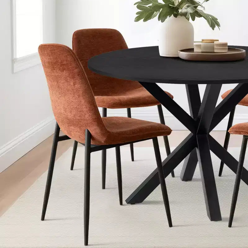 Ensemble de salle à manger rond 5 pièces avec 4 chaises rembourrées, table de cuisine à pied central noire pour petits espaces - Panipeachy