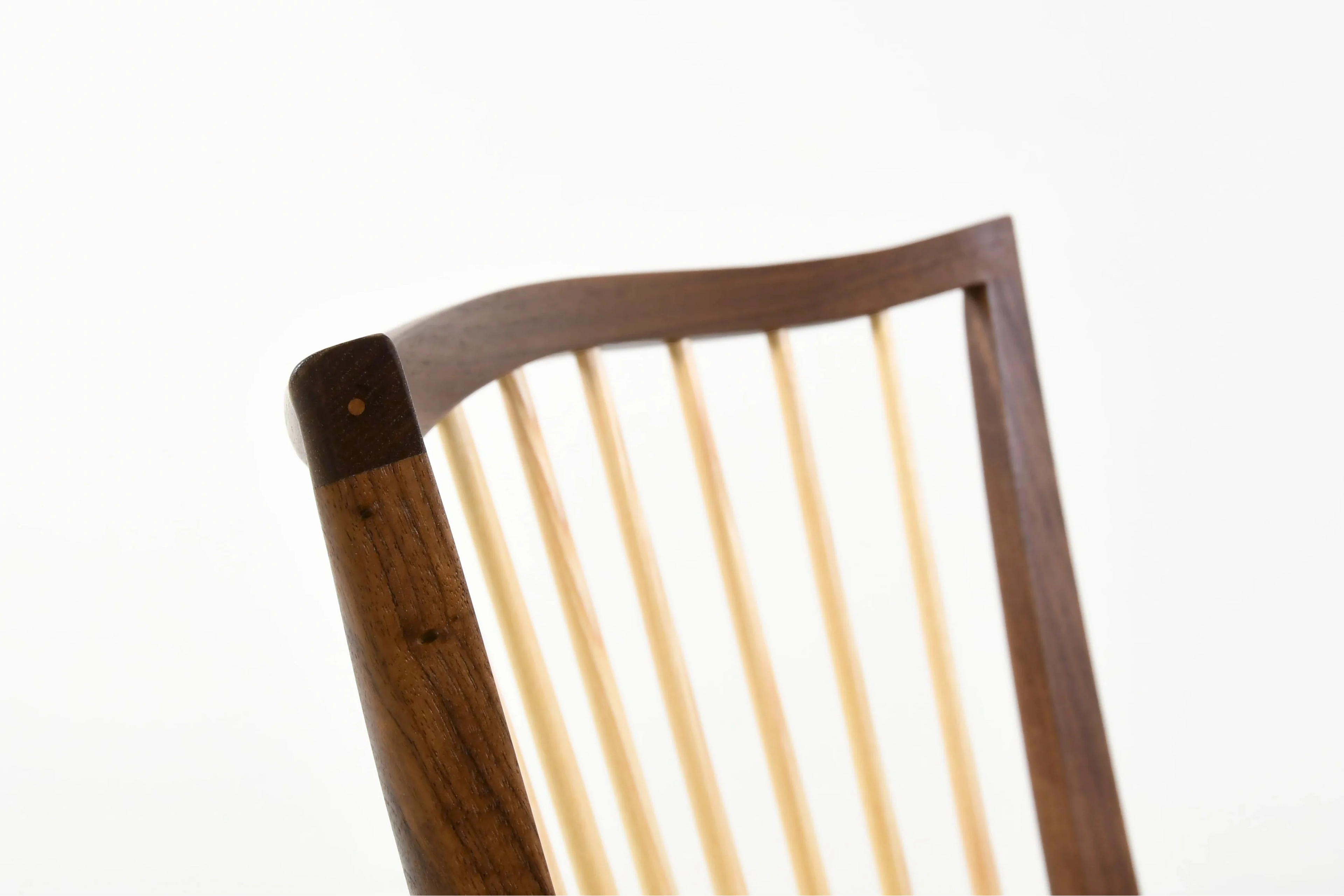 Fauteuil - Une nouvelle interprétation de notre modèle phare qui trouve l'équilibre parfait entre légèreté et substance.