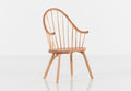 Chaise à accoudoirs continus pour enfant – Hormis sa taille réduite, elle est identique au modèle pour adulte.