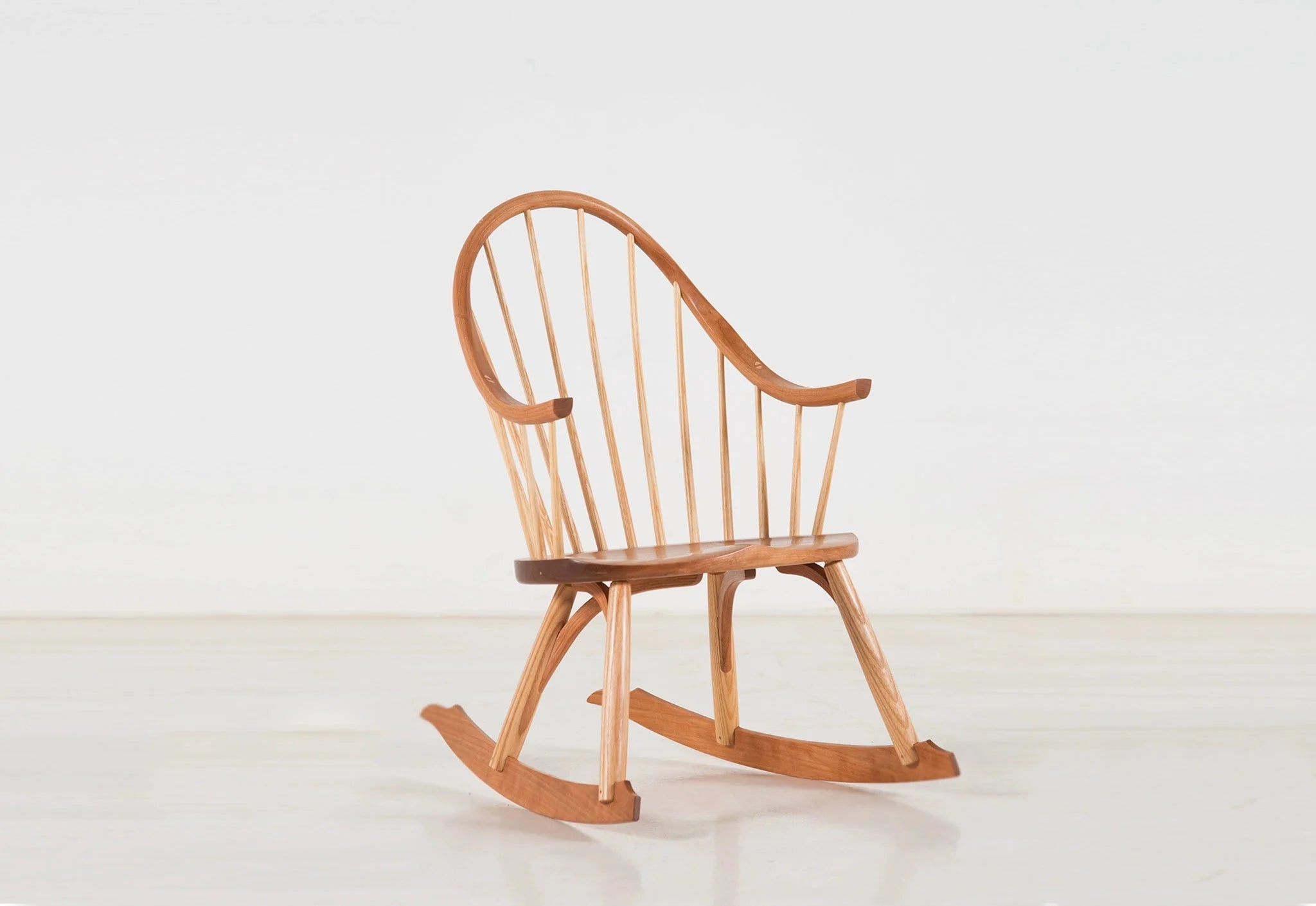 Fauteuil à bascule continu pour enfant - Hormis sa taille réduite, il est identique à son grand frère.