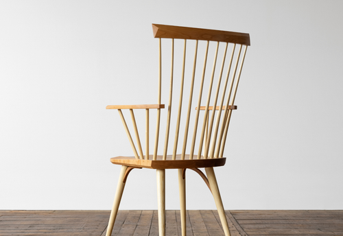 Fauteuil - nous adhérons à la philosophie selon laquelle il ne devrait y avoir aucune fonction sans beauté – et aucune beauté