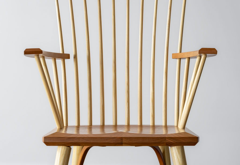 Fauteuil - nous adhérons à la philosophie selon laquelle il ne devrait y avoir aucune fonction sans beauté – et aucune beauté