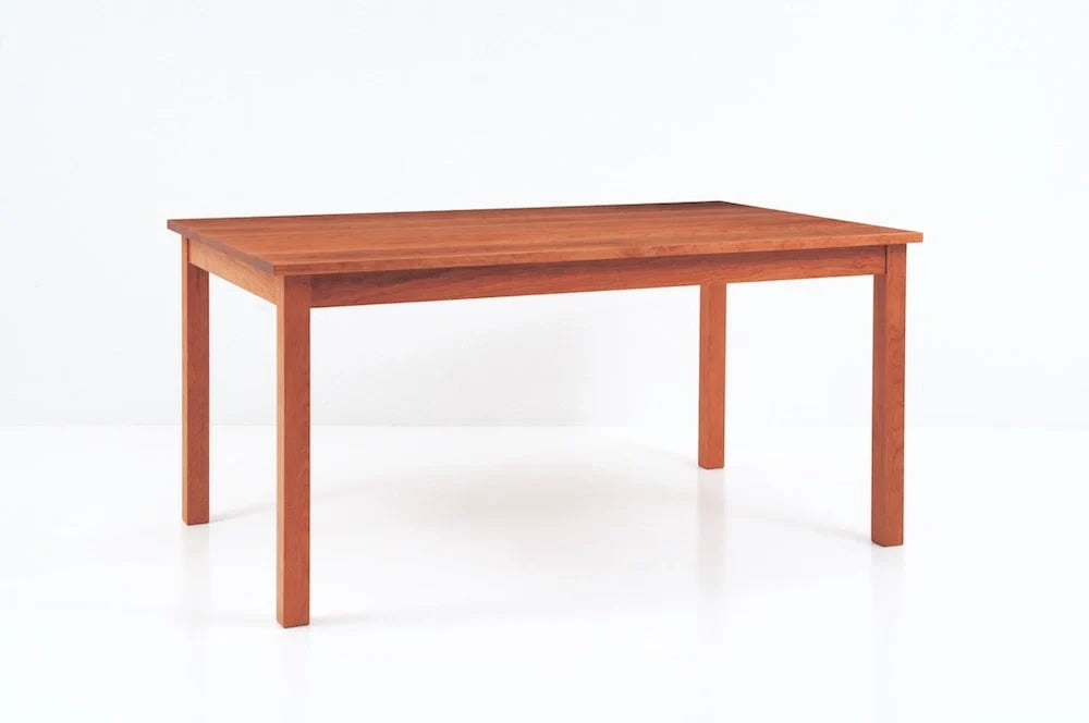 Table - Cette table illustre notre philosophie de conception, l'esthétique étant fonctionnelle et l'ornementation découlant