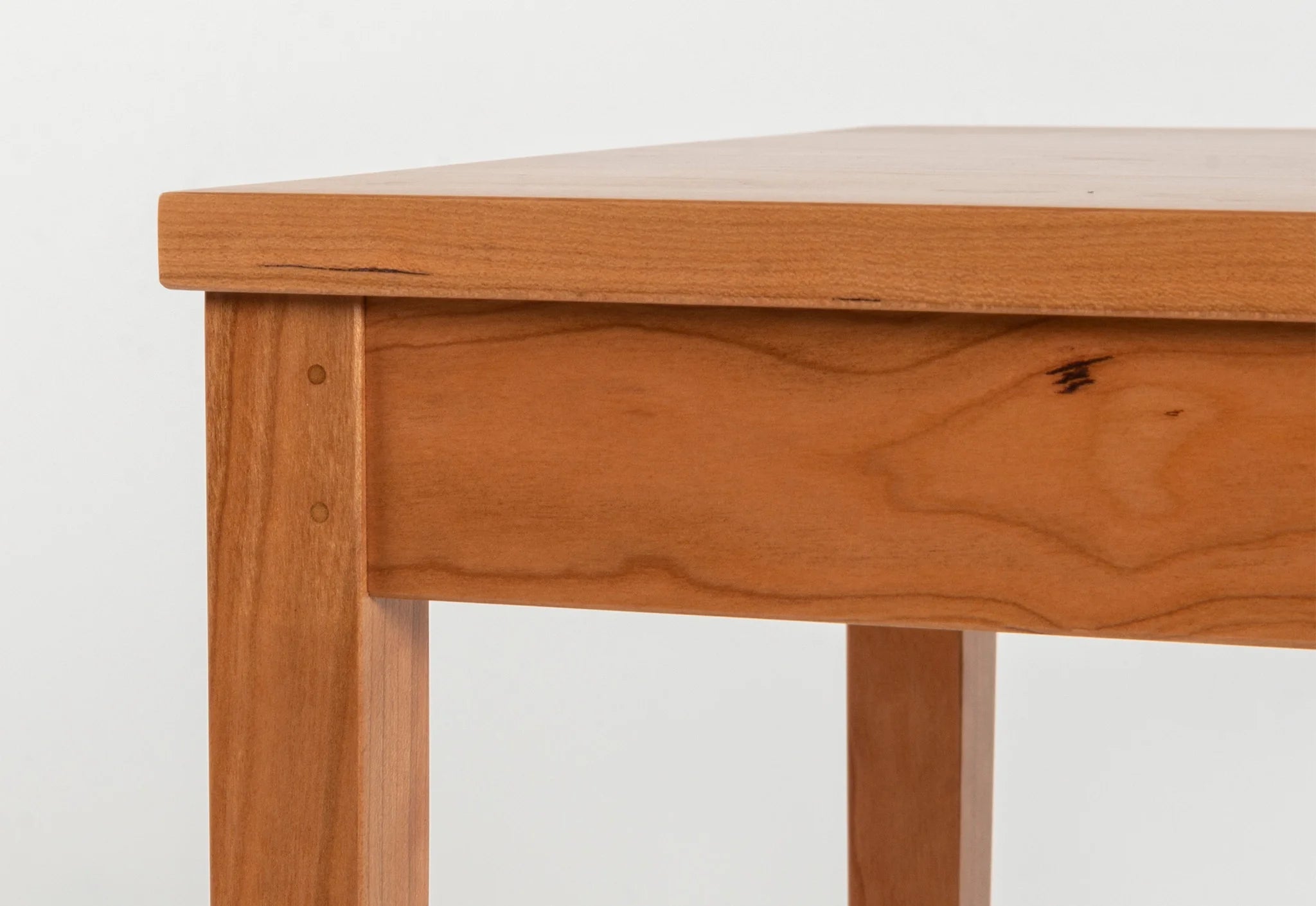 Table Minimus – Rectangulaire - Table est le nom que nous avons donné à une collection de petites tables d'appoint, fonctionnelles.