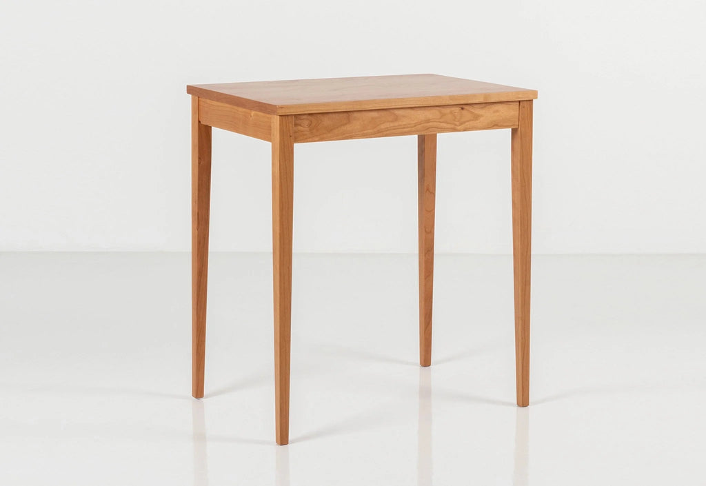 Table Minimus – Rectangulaire - Table est le nom que nous avons donné à une collection de petites tables d'appoint, fonctionnelles.