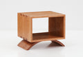 Table d'appoint cube - Ce simple cube à quatre faces sert de table d'appoint ou de table basse et est disponible avec ou sans